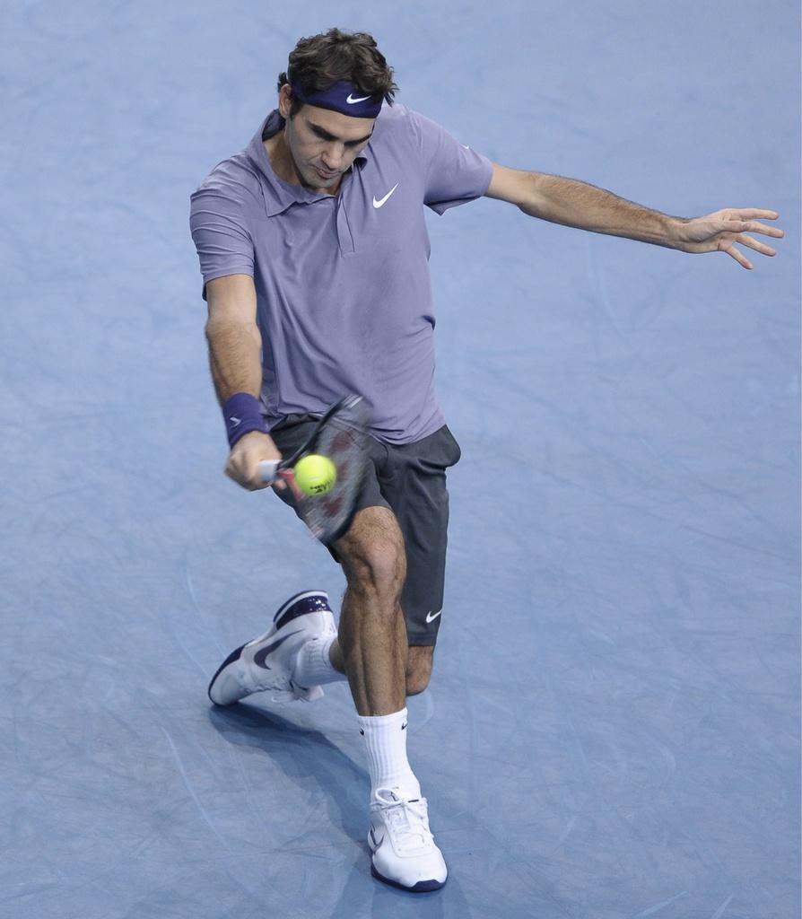 Précis et diablement efficace, Federer est lancé pour enfin s'imposer à Bercy. [KEYSTONE - Christophe Karaba]