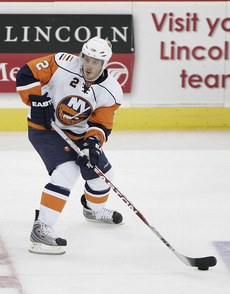 Mark Streit griffera-t-il les patinoires de NHL cette saison?