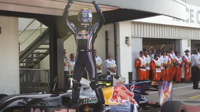 Mark Webber n'a pas laissé voix au chapitre à Hamilton.