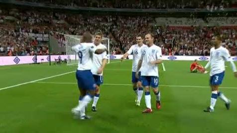 Football / Angleterre – Bulgarie: Les Anglais commencent fort: 4-0 avec trois buts de Defoe et un de Gerrard