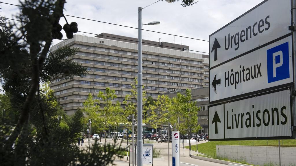 Le bâtiment principal du Centre Hospitalier Universitaire Vaudois (CHUV). [Keystone - Laurent Gillieron]