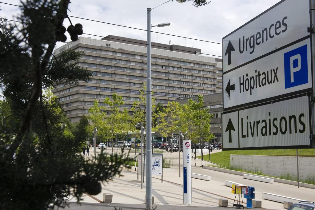 Le bâtiment principal du Centre Hospitalier Universitaire Vaudois (CHUV). [Keystone - Laurent Gillieron]