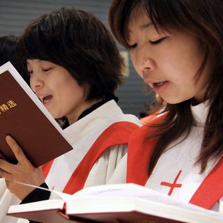 L'église évangélique "libre" de Shou Wang attire chaque dimanche des centaines de fidèles, dont la foi est tolérée par le gouvernement. [Alain Arnaud]