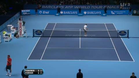 Tennis / Masters: Roger Federer enlève la 1re manche au pas de charge (6-1)