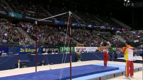 Gymnastique / Mondiaux : Chez les hommes, la Chine s’impose à Rotterdam dans le championnat par équipes devant le Japon et l’Allemagne.