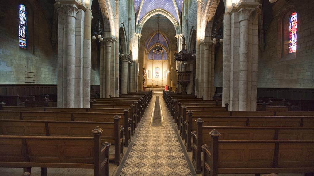 Le temple La Collégiale fait partie de l'Eglise réformée évangélique neuchâteloise (EREN). [keystone - Gaetan Bally]