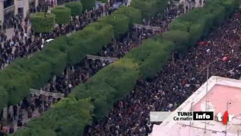 Tunisie: les manifestations hostiles au président Ben Ali se poursuivent au lendemain de son discours