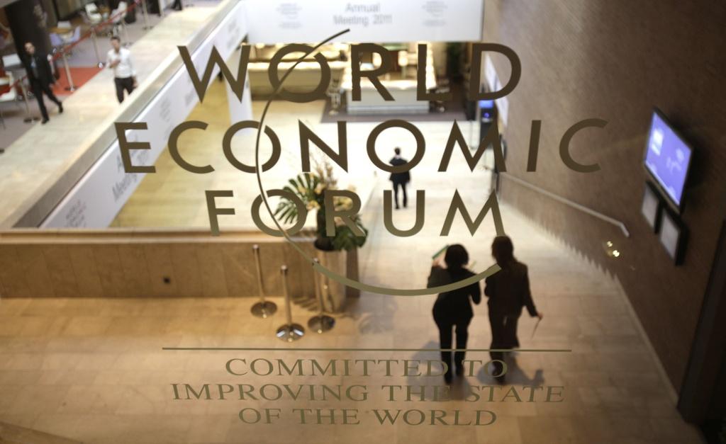 Le Forum accueillera 35 chefs d'Etat et de gouvernement, 80 ministres, 8 banquiers centraux et 1400 membres du monde de l'économie. [KEYSTONE - AP Photo/Virginia Mayo]