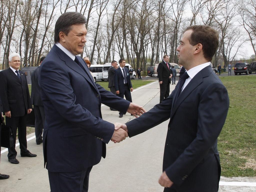 Viktor Ianoukovitch et Dmitri Medvedev se sont rencontrés sur le site de Tchernobyl 25 ans après la catastrophe [KEYSTONE - Vladimir Rodionov]