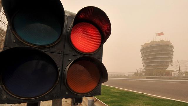 Les feux resteront au rouge sur le tracé du GP de Bahrein. Du moins pour cette année. [Keystone - MAZEN MAHDI]