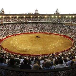 Plus de 18'000 aficionados ont assisté à la dernière représentation de tauromachie dans les arènes de Barcelone. [Alejandro Garcia]