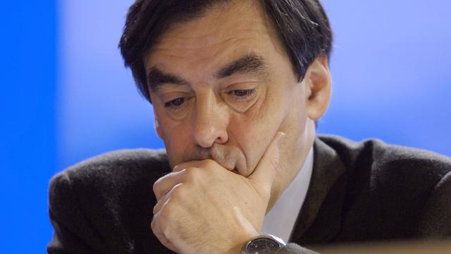 François Fillon est pris à son tour dans la tourmente. [Stéphane de Sakutin]