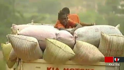 Côte d'Ivoire: quatre dirigeants africains sont arrivés à Abidjan pour trouver avec Laurent Gbagbo une issue pacifique à la crise