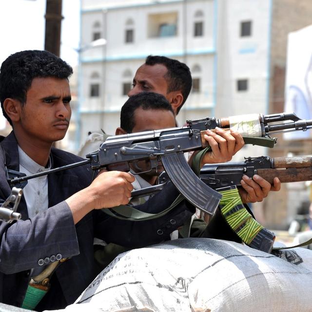 Le Yémen plonge peu à peu dans une guerre civile. [Yahya Arhab]