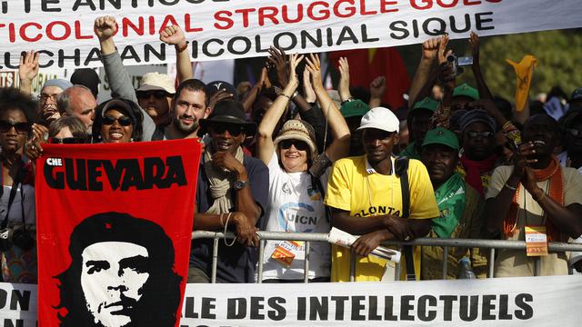 Les altermondialistes ont critiqué à Dakar le "néocolonialisme" en Afrique. [Rebecca Blackwell]