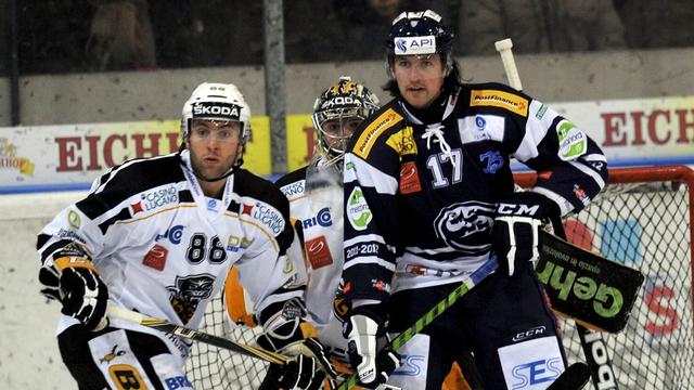 Kevin Romy (à gauche) quittera le club de la Resega au terme de la saison. [KARL MATHIS]