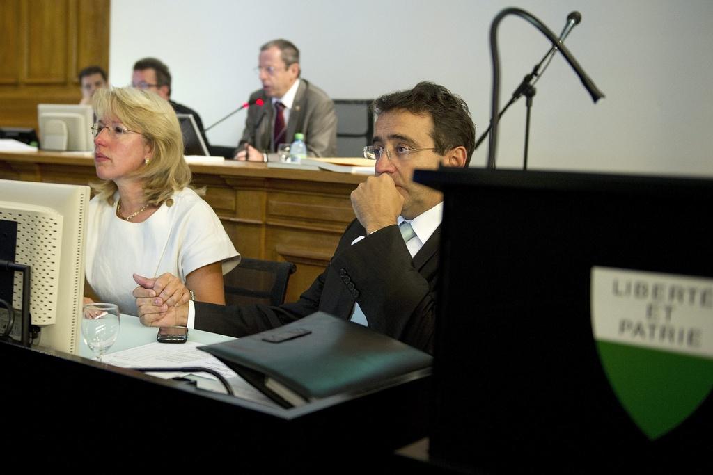 L'émotion était grande mardi au sein du Conseil d'Etat, à l'image de Jacqueline de Quattro et Pascal Broulis. [KEYSTONE - Dominic Favre]