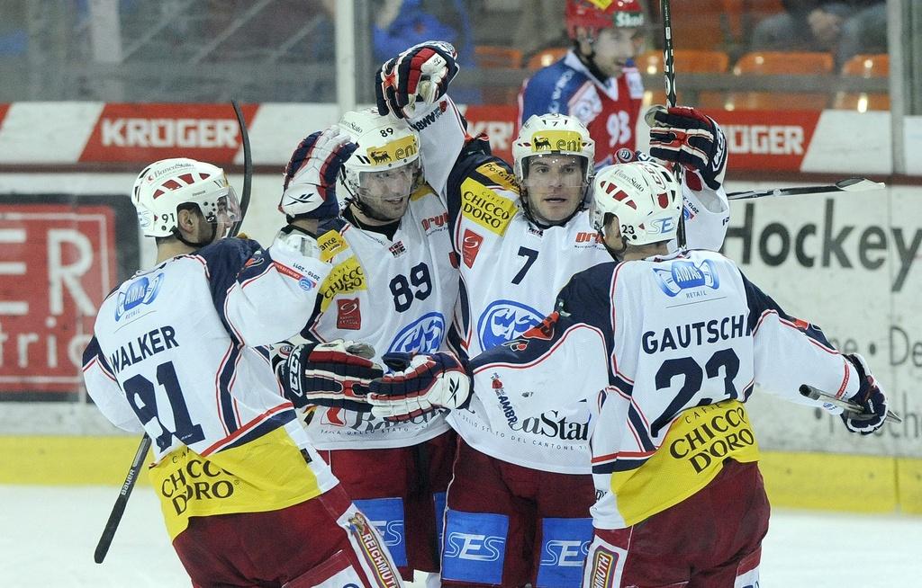 Westrum (no 7) a crucifié Bienne en inscrivant l'unique but du match. [KEYSTONE - Marcel Bieri]