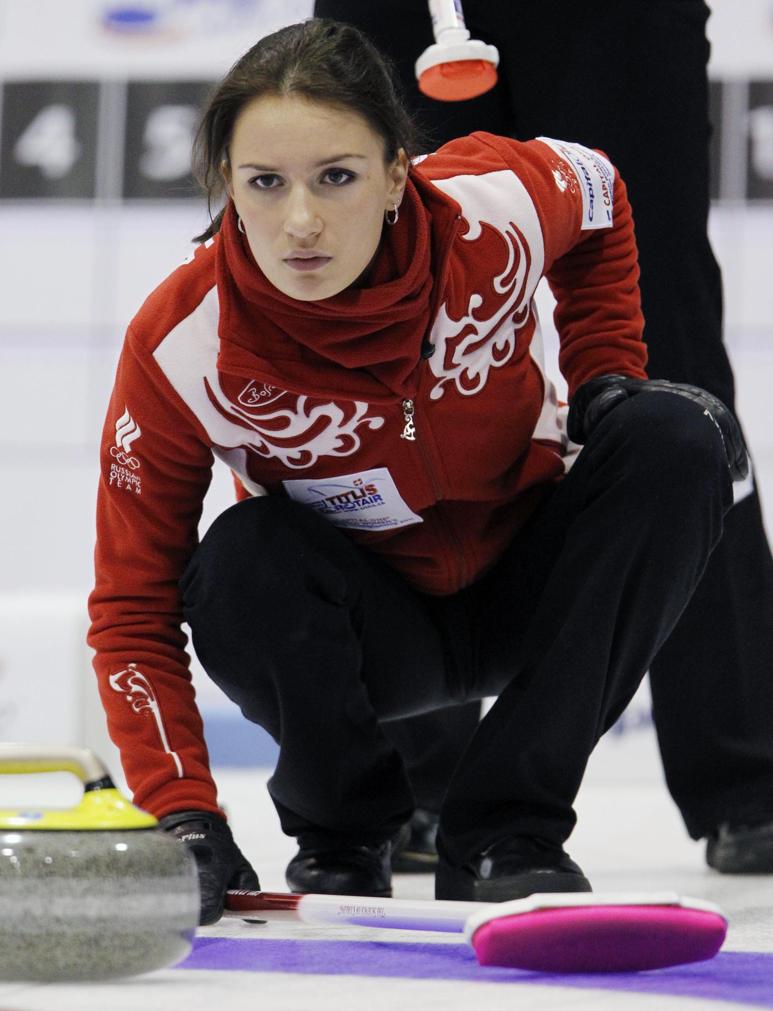 Anna Sidorova, une skip de charme pour l'équipe russe... [Reuters - Bob Strong]