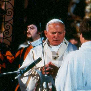 Pape Jean-Paul II en Suisse en 1984. [RTS]