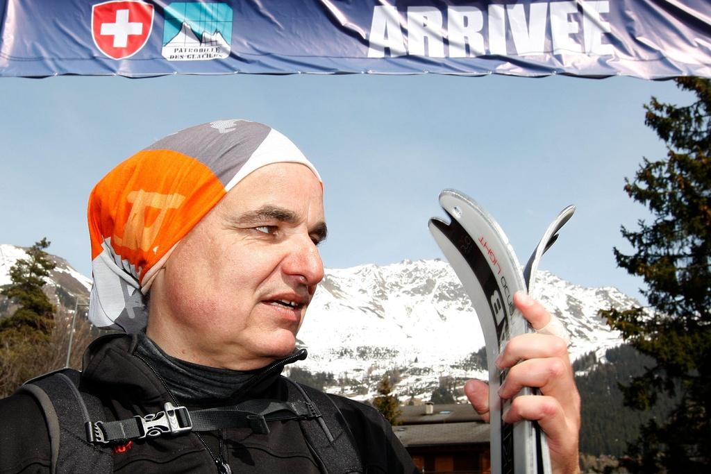 Un homme de défis: terminer la Patrouille des Glaciers et clouer la SFL et l'UEFA au pilori. [Jean-Christophe Bott]