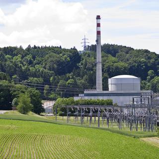 Existerait-il un doute sur les normes de sécurité des centrales suisses? Ici, la centrale nucléaire de Mülheberg. [GAETAN BALLY]
