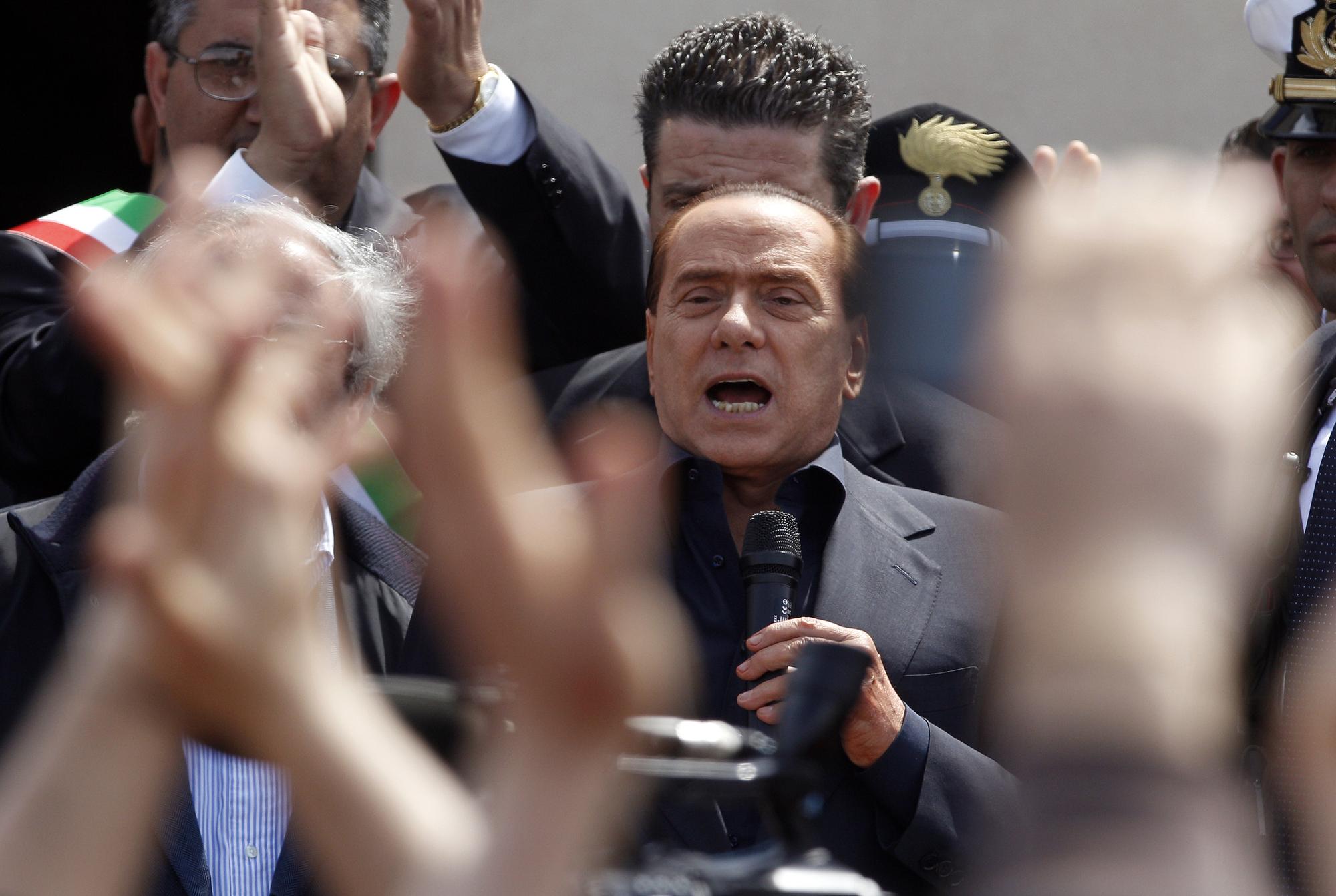 Les promesses de Silvio Berlusconi ont été applaudies. [REUTERS - Tony Gentile]