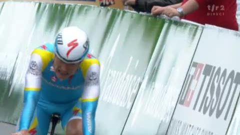 Cyclisme / Tour de Romandie / 4e étape (Aubonne - Signal de Bougy): L'arrivée de Vinokourov suivi de l'interview de Cadel Evans, probable vainqueur du Tour de Romandie 2011