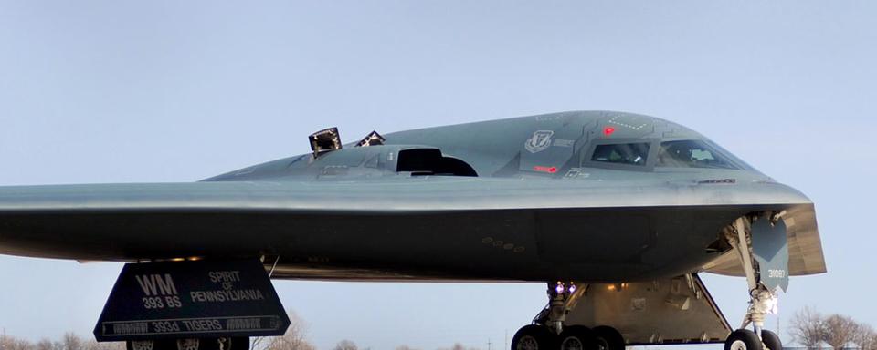 20 mars 2011: un bombardier américain B-2 après une mission de 25 heures en Méditerranée. [Kenny Holston]