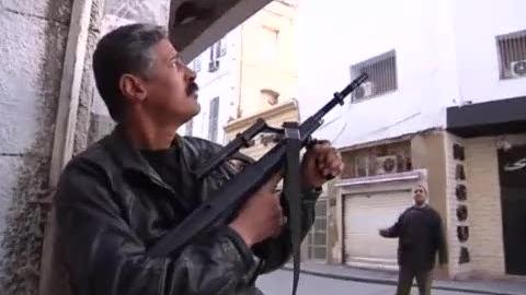 L'armée affronte des partisans de Ben Ali à Tunis