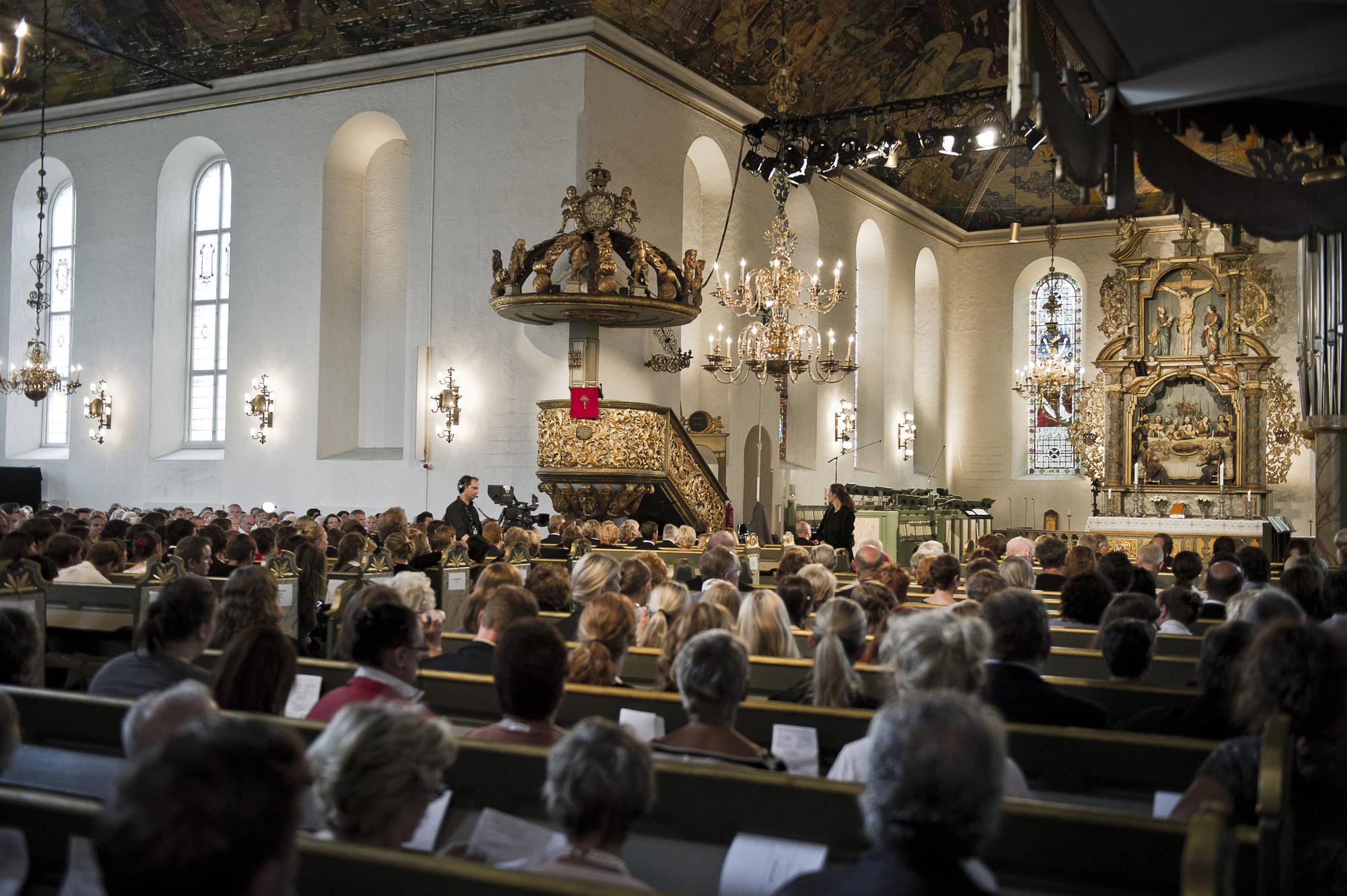 Une messe a été donnée dans la cathédrale d'Oslo en mémoire des victimes. [REUTERS - � Scanpix Norway / Reuters]
