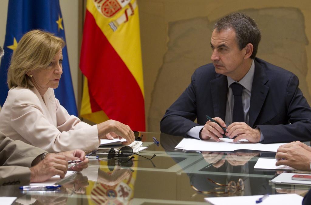 Réunion d'urgence entre José Luis Zapatero et sa ministre de l'Economie Elena Salgado [KEYSTONE - Paul White]