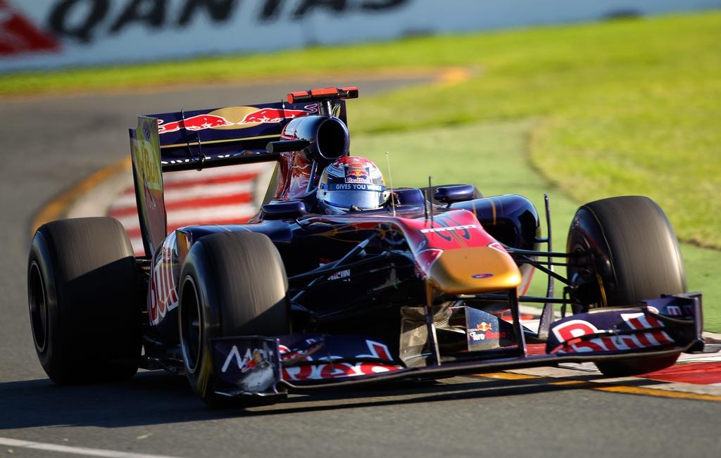 Buemi a mené une belle lutte avec Sutil puis Massa. [KEYSTONE - Srdjan Sutil]