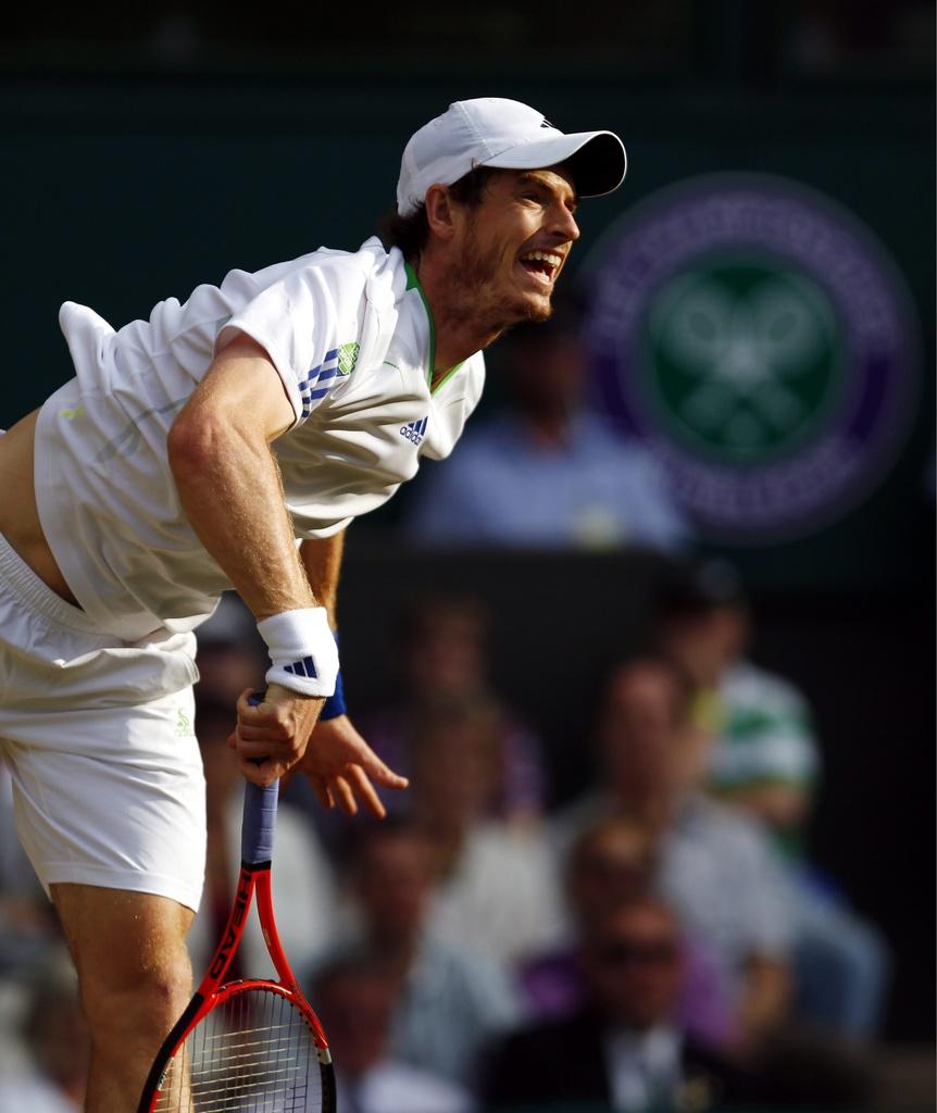 Murray s'est qualifié aisément pour sa 3e demie de rang à Wimbledon. [KEYSTONE - KERIM OKTEN]