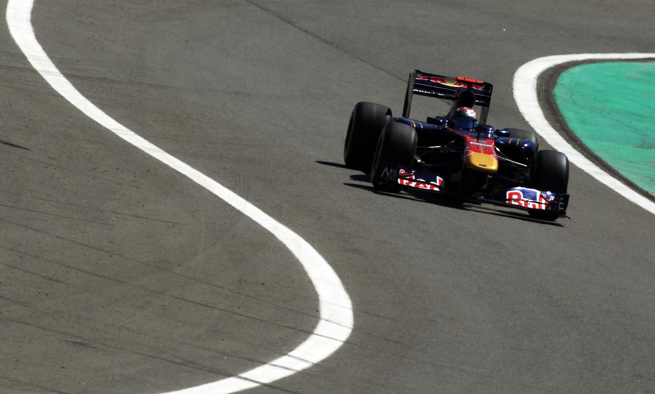 Buemi [Getty Images - Red Bull Photofiles]