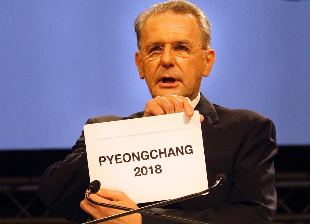 Le président du CIO Jacques Rogge ne s'attendait pas à un choix sur un seul tour. [KEYSTONE - Kim Ludbrook]