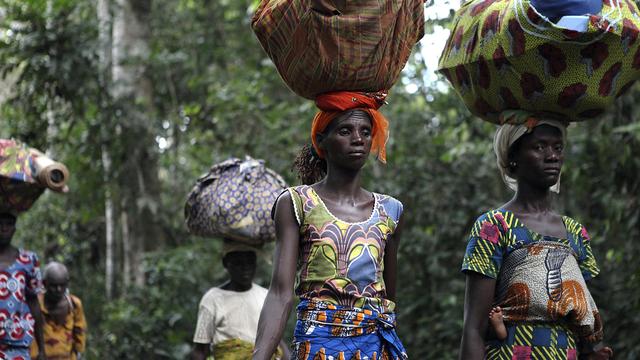 Un million de déplacés, 100 000 réfugiés au Liberia, la Côte d'Ivoire subit aussi une crise humanitaire. [Simon Akam]