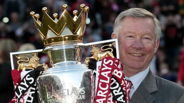Des titres, Sir Alex Ferguson en a gagné un paquet avec Manchester United. Et il aimerait bien encore garnir sa collection. [Keystone - Jon Super]