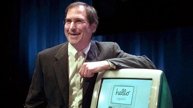 Steve Jobs présente l'iMac en 1998. [Paul Sakuma]