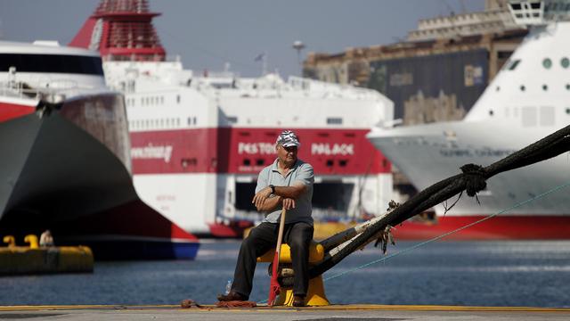 Le port du Pirée à nouveau paralysé par une grève des marins. [Petros Giannakouris]