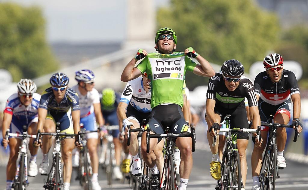 Cavendish a fait honneur à son maillot vert en enlevant son 5e bouquet sur ce Tour. [KEYSTONE - Ian Langsdon]