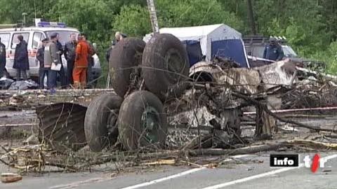 Russie: le crash d'un avion Tupolev fait 44 morts et 7 survivants