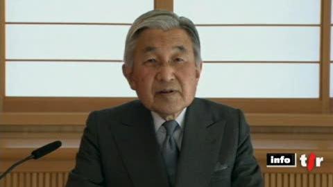 Séisme au Japon: l'empereur Akihito et son épouse se rendent dans un centre d'accueil pour sinistrés