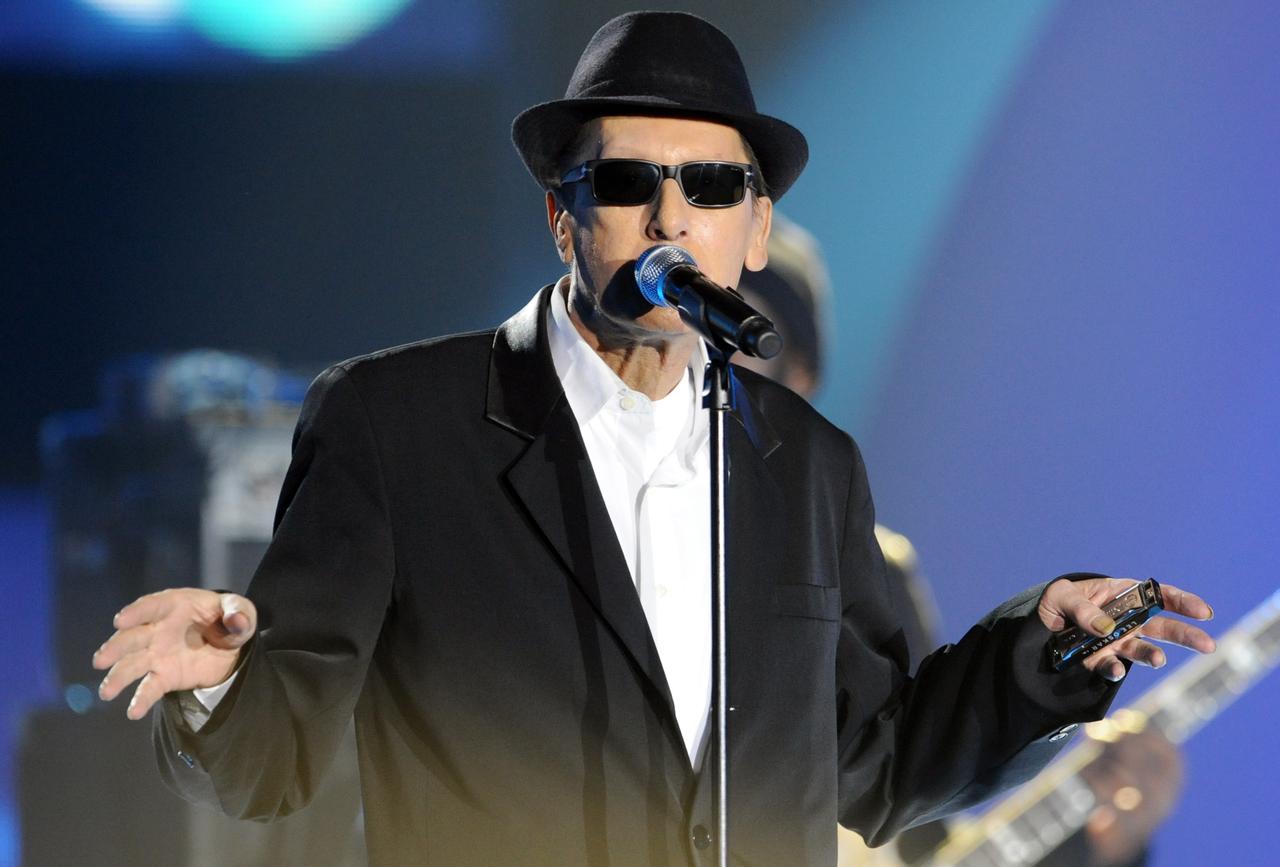 Alains Bashung aux 24e Victoires de la Musique, en février 2009, quelques jours avant son décès. [Boris Horvat]