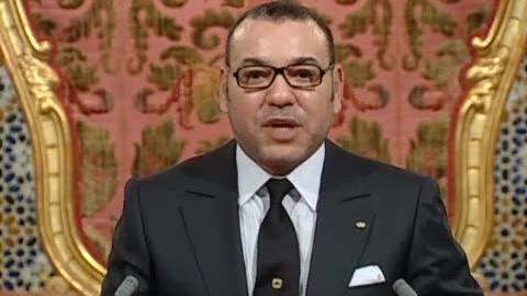 Le roi du Maroc promet des réformes démocratiques