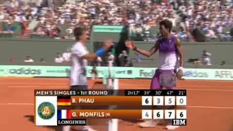 Tennis / Roland-Garros (1er tour): L'Allemand Björn Phau "balayé" au 4e set par Gaël Monfils/FRA (6-4 3-6 5-7 0-6)