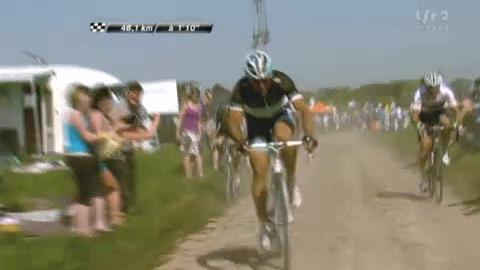 Cyclisme / 109e Paris-Roubaix: Cancellara à l'attaque