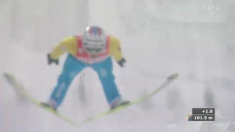 Ski nordique / Championnats du monde à Oslo (Holmenkollen). Petit tremplin. La 2e manche de Simon Ammann (SUI)
