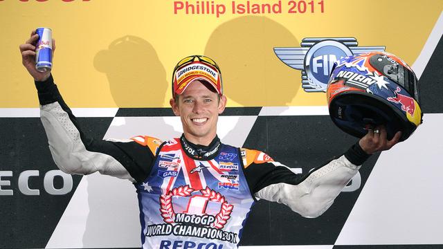 Casey Stoner s'est offert un beau cadeau pour son 26e anniversaire. [Andrew Brownbill]