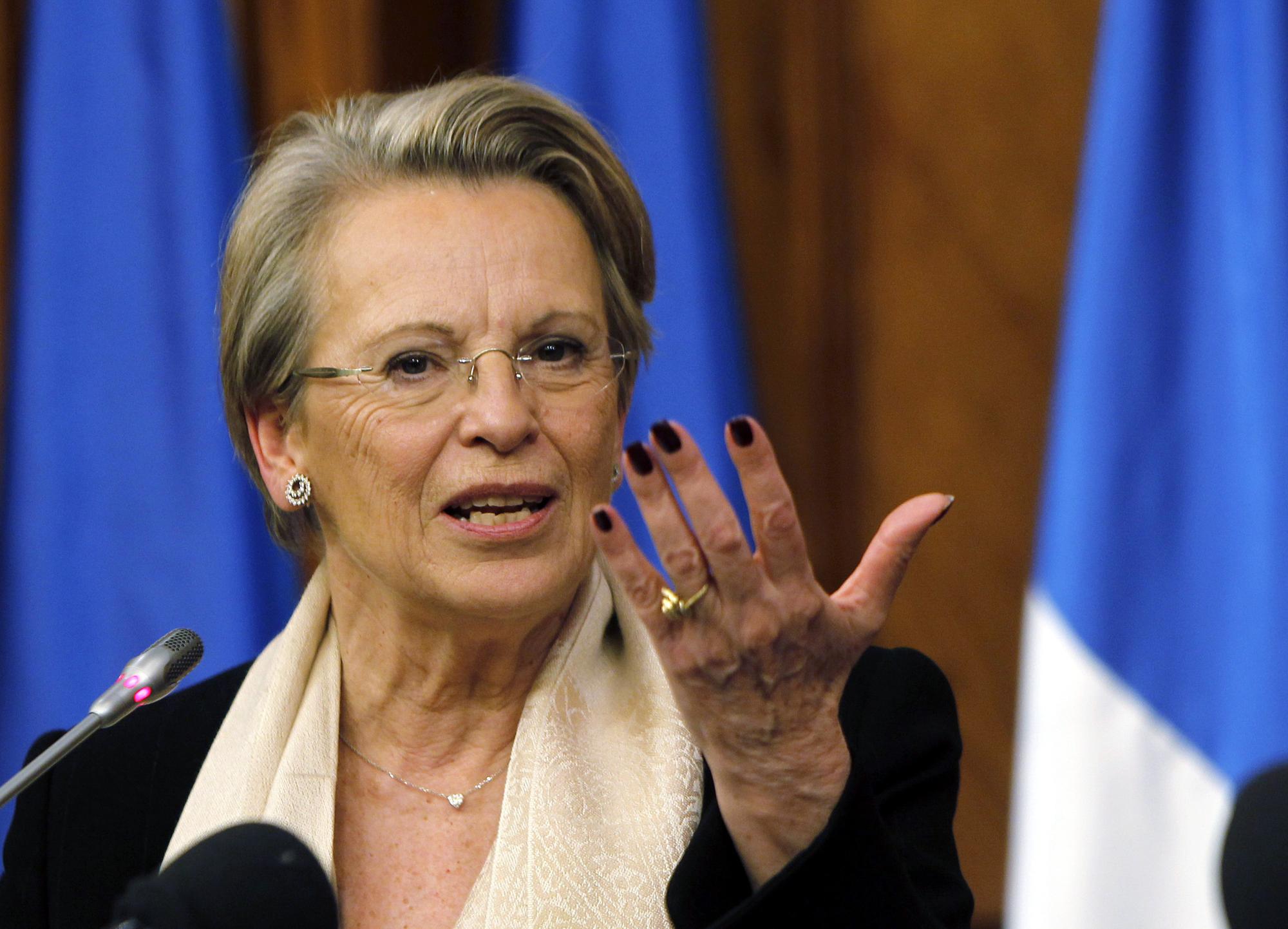 La ministre des affaires étrangères Michèle Alliot-Marie est critiquée pour ses vacances en Tunisie. [REUTERS - Ali Jarekji]